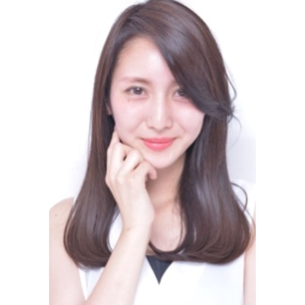 小悪魔カール Ausdruck 青山店 アウスドルック のヘアスタイル 美容院 美容室を予約するなら楽天ビューティ