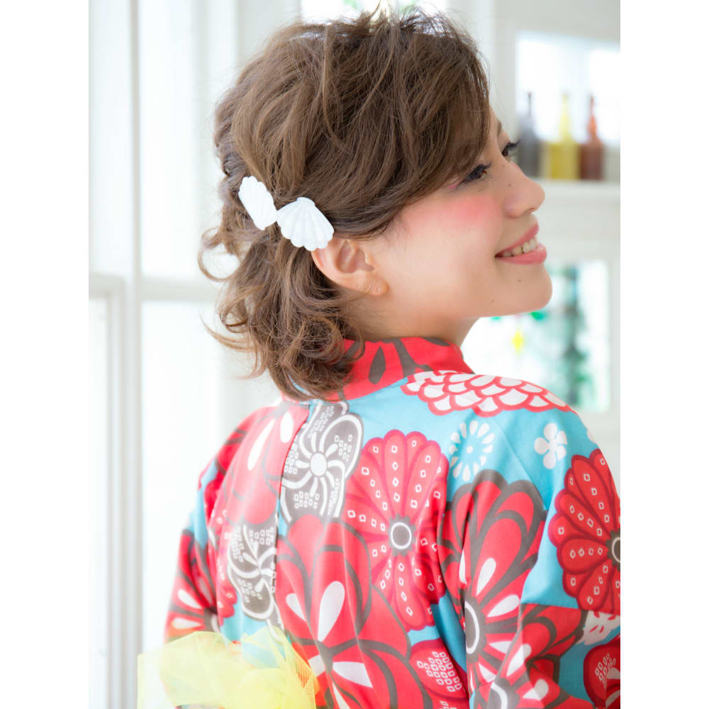 30代大人女子応援 浴衣ショート 華やかアレンジ Chocolat Umeda ショコラ ウメダ のヘアスタイル 美容院 美容室を予約するなら楽天ビューティ