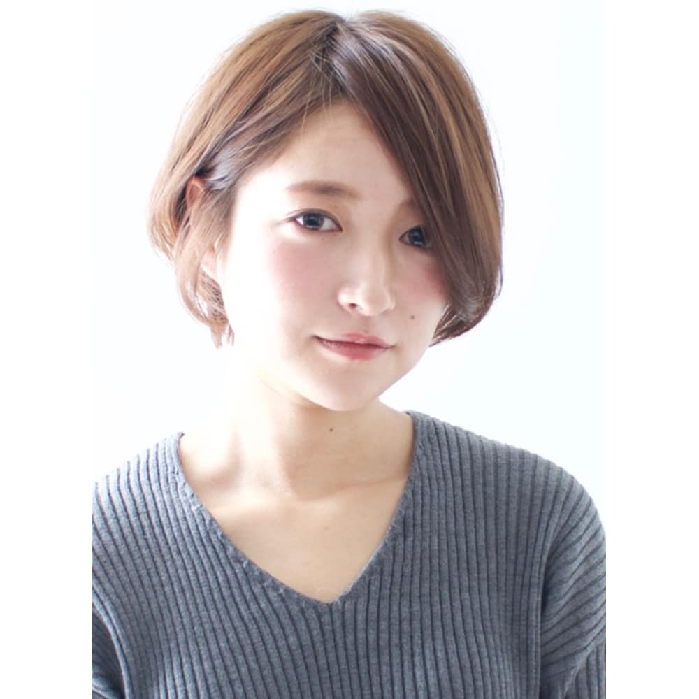 大人の似合わせショートボブ パーマ Circus By Beautrium 表参道 サーカスバイビュートリアム のヘアスタイル 美容院 美容室を予約するなら楽天ビューティ
