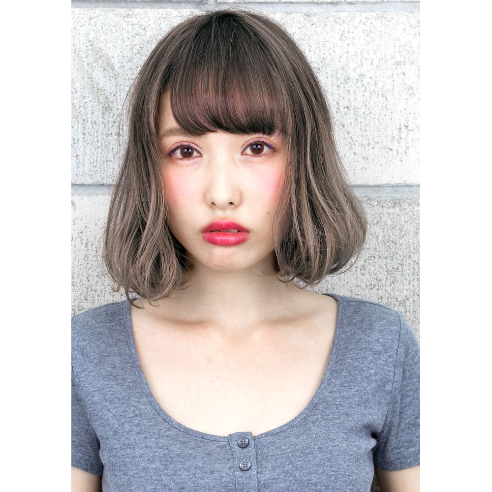 グレージュ 毛束感 外国人風 カジュアル Bob Hair Salon Gallica ヘアーサロンガリカ のヘアスタイル 美容院 美容室を予約するなら楽天ビューティ