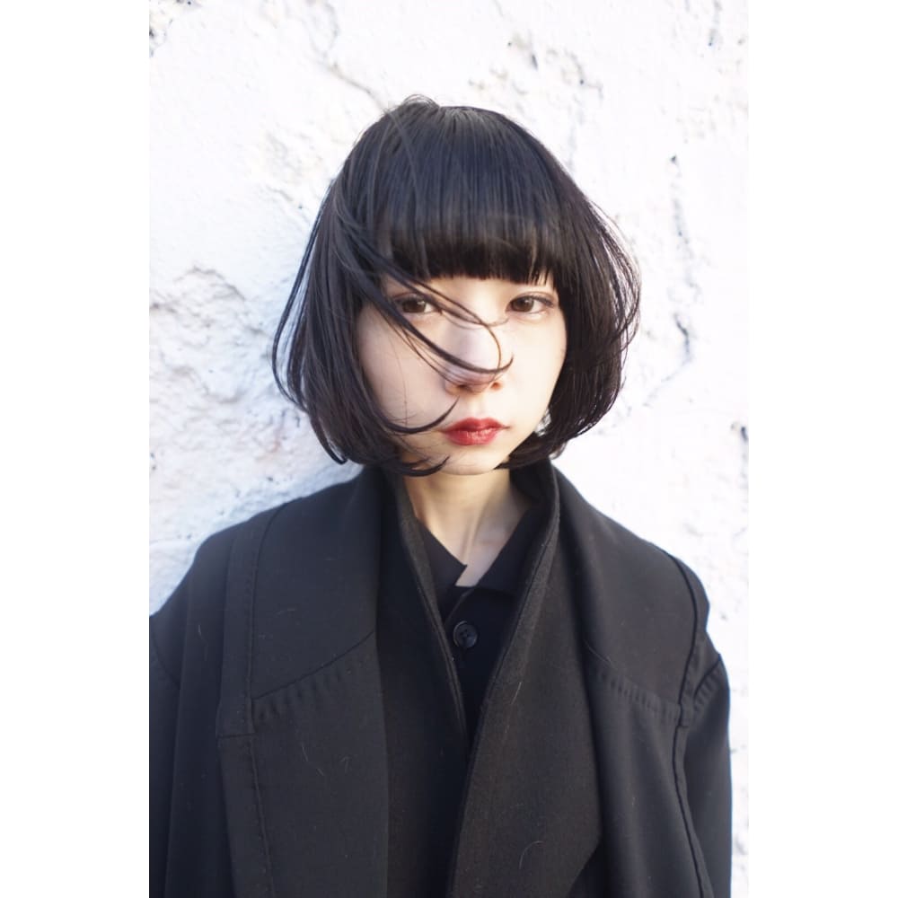束感ワンカールボブ Model 老月ミカ Hair ヒラノ And 中目黒 アンドナカメグロ のヘアスタイル 美容院 美容室を予約するなら楽天ビューティ 束感ワンカールボブ Model 老月ミカ Hair ヒラノ And 中目黒 アンドナカメグロ のヘアスタイル 美容院 美容室を予約するなら楽天ビューティ