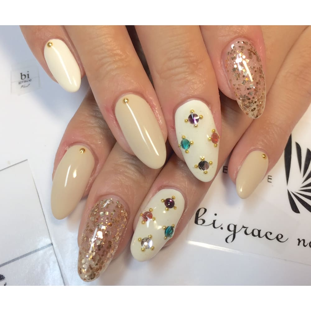 華やかネイル ご新規様 5980コース Bi Grace Nail ビ グレイスネイル のネイルデザイン ネイル まつげサロンを予約するなら楽天ビューティ