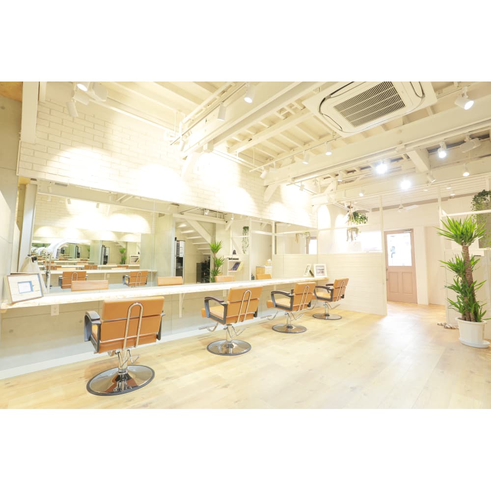 Sure Jiyugaoka シュア ジユウガオカ の予約 サロン情報 美容院 美容室を予約するなら楽天ビューティ