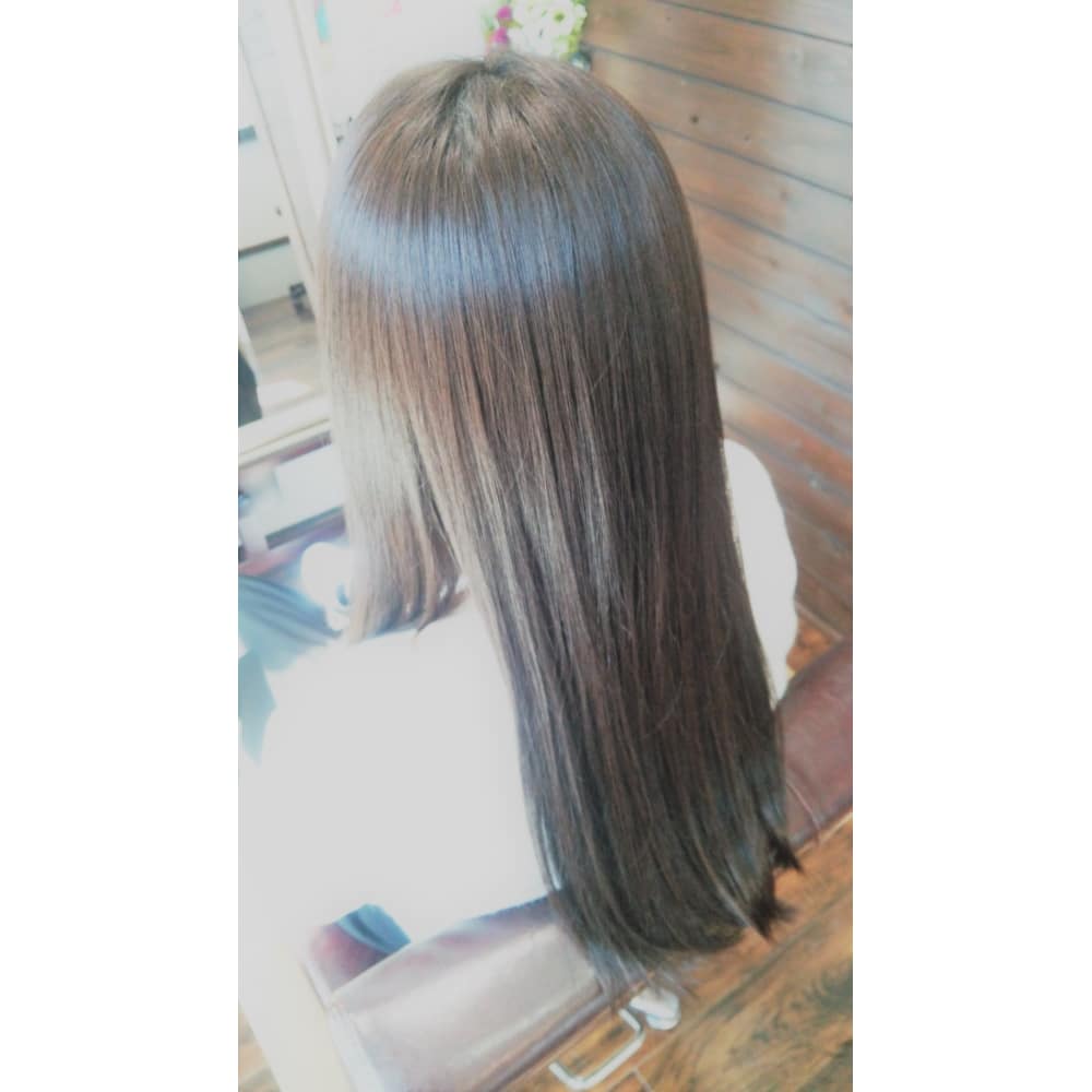 外国人風マッドアッシュ Asterism アステリズム のヘアスタイル 美容院 美容室を予約するなら楽天ビューティ 外国人風マッドアッシュ Asterism アステリズム のヘアスタイル 美容院 美容室を予約するなら楽天ビューティ