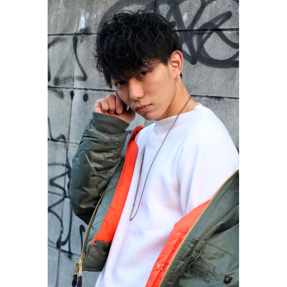 Shift 水嶋ヒロ風セクシーパーマ Mens Onlysalon Shift メンズオンリーサロンシフト のヘアスタイル 美容院 美容室を予約するなら楽天ビューティ Shift 水嶋ヒロ風セクシーパーマ Mens Onlysalon Shift メンズオンリーサロンシフト のヘアスタイル 美容院 美容室を予約するなら楽天ビューティ