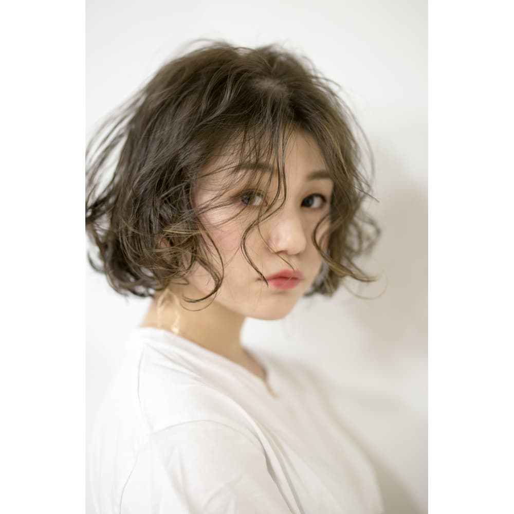 外人風ハイライト グレージュ パーマ Lourdes Hair Design ルルドヘアーデザイン のヘアスタイル 美容院 美容室を予約するなら楽天ビューティ 外人風ハイライト グレージュ パーマ Lourdes Hair Design ルルドヘアーデザイン のヘアスタイル 美容院 美容室を予約するなら楽天ビューティ