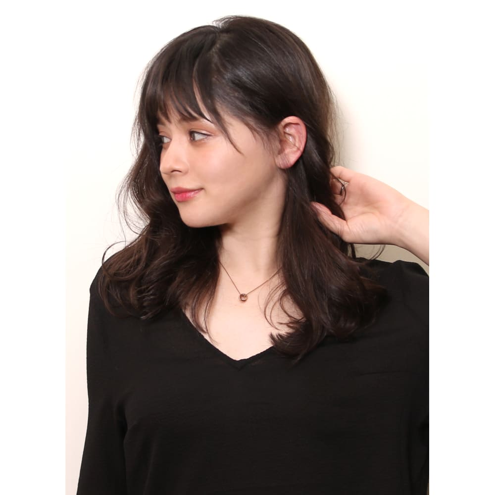 大人の外国人風リバースロング Beautrium 福岡 ビュートリアム のヘアスタイル 美容院 美容室を予約するなら楽天ビューティ