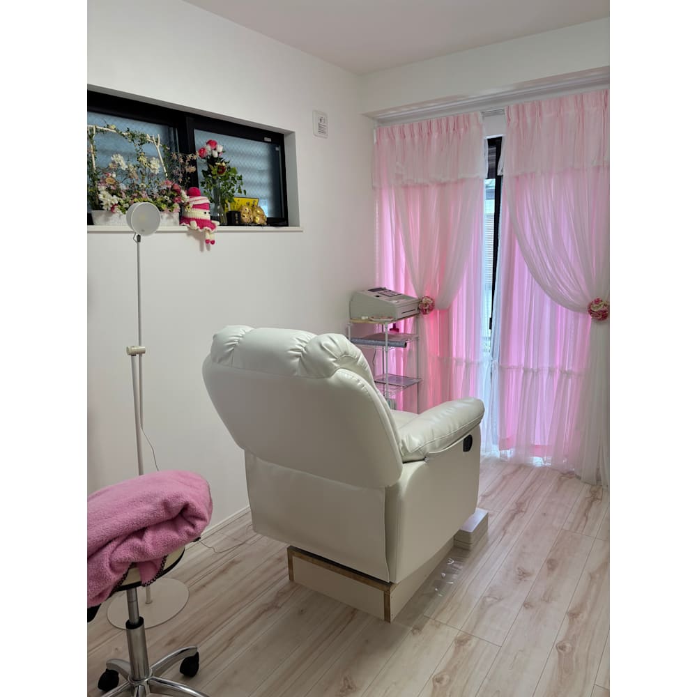 Beauty Salon I Felsis