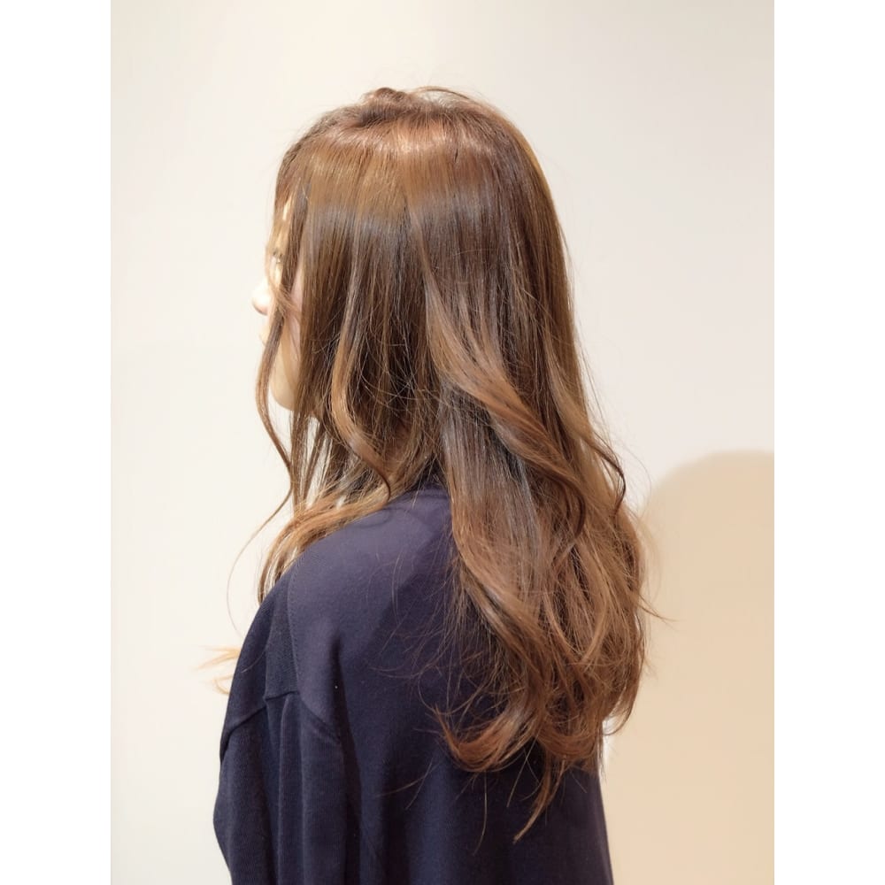 ゆる艶ベイビーベージュ Lotus Hair Design 船橋店 ロータスヘアデザインフナバシテン のヘアスタイル 美容院 美容室を予約するなら楽天ビューティ