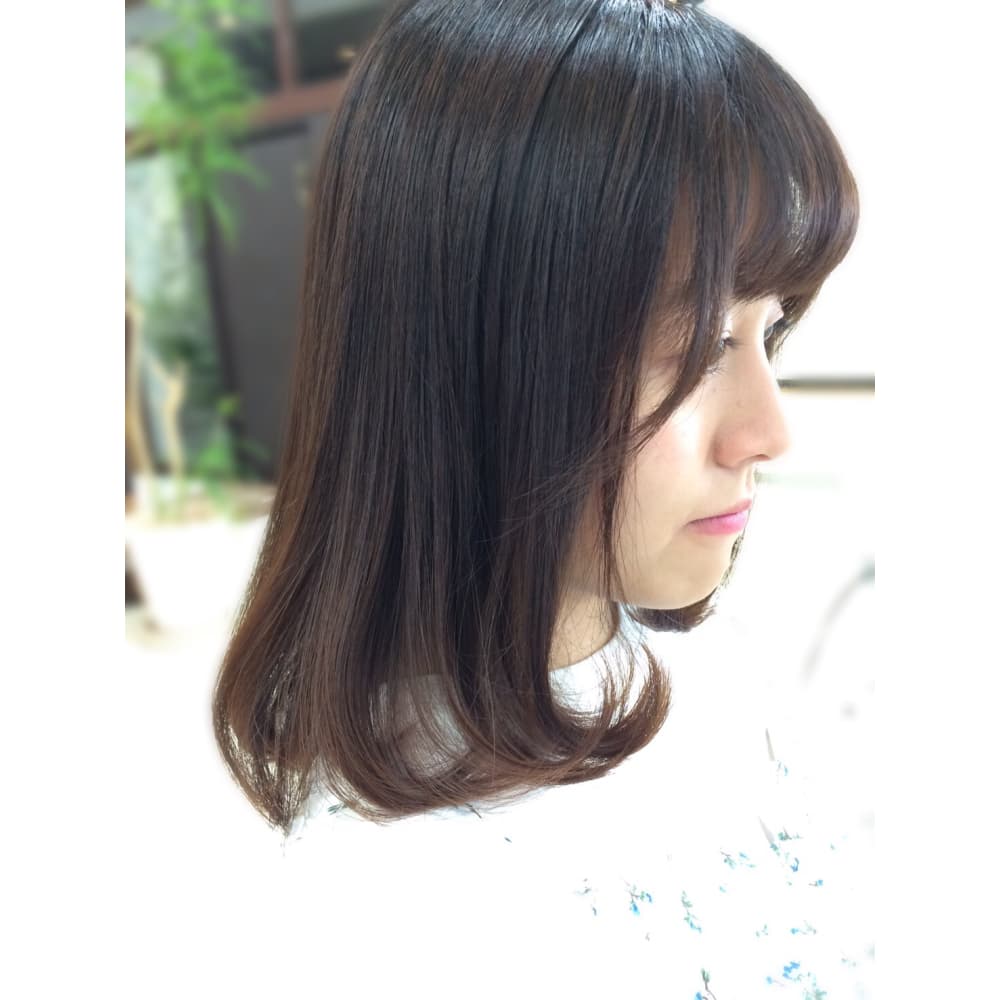 前上がりな ワンカール ロブ Hair Verde ヘアー ヴェルデ のヘアスタイル 美容院 美容室を予約するなら楽天ビューティ