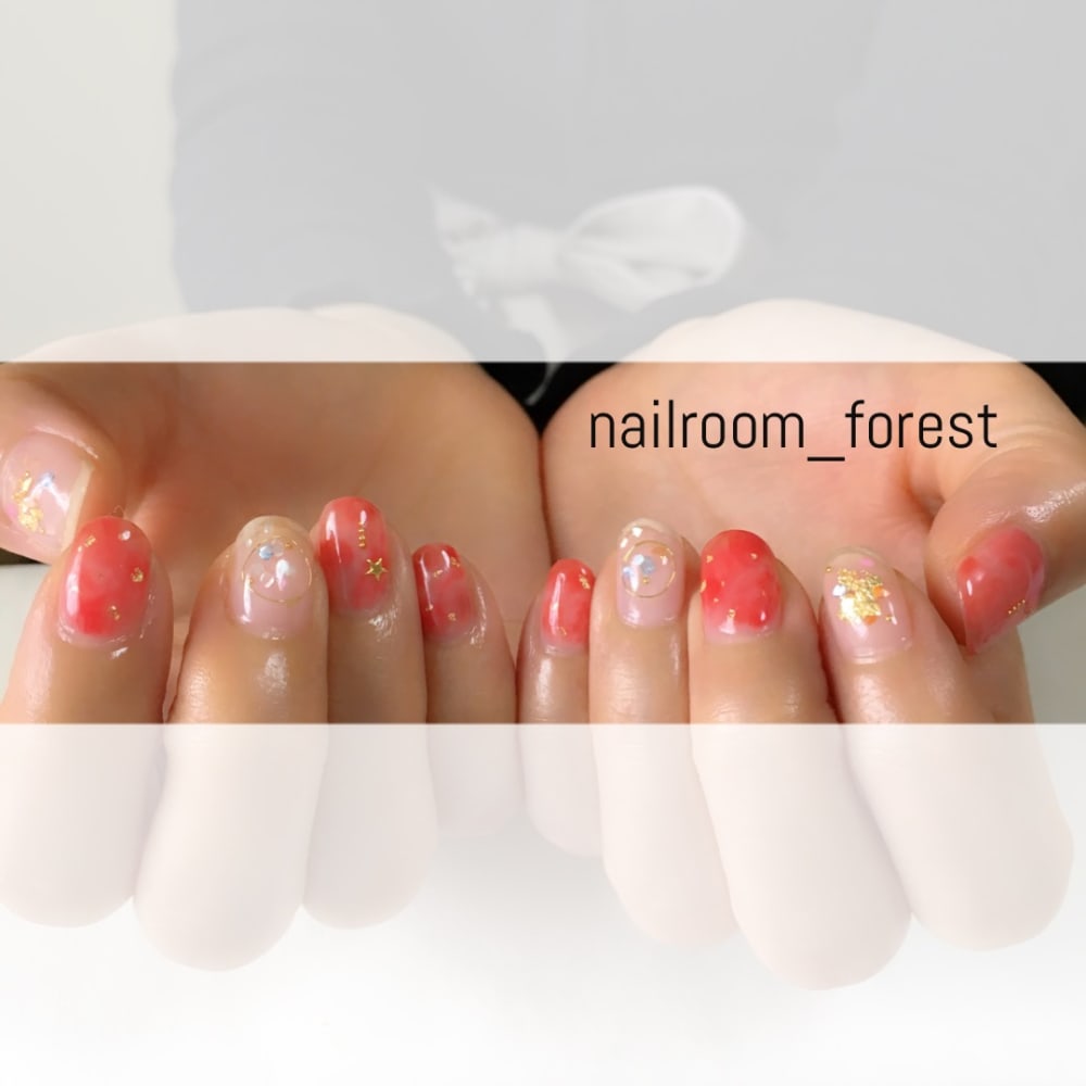 クリアカラーでうるつやネイル Nailroom Forest ネイルルームフォレスト のネイルデザイン ネイル まつげサロンを予約するなら楽天ビューティ