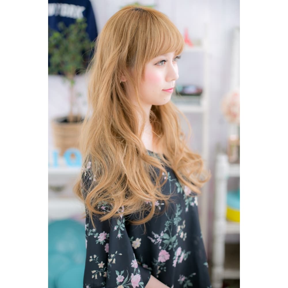 ハイトーンの お人形さん風ロング Miq 日暮里店 ミック のヘアスタイル 美容院 美容室を予約するなら楽天ビューティ
