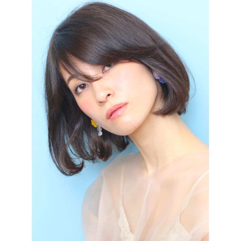 大人キレイな顎下ボブ Beautrium Ginza ビュートリアム のヘアスタイル 美容院 美容室を予約するなら楽天ビューティ