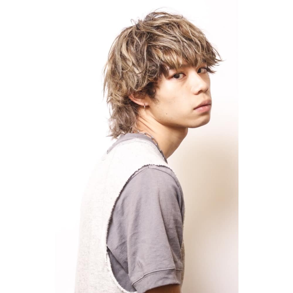 外国人風シルバーハイロー マッシュウルフ Canaan カナン のヘアスタイル 美容院 美容室を予約するなら楽天ビューティ 外国人風シルバーハイロー マッシュウルフ Canaan カナン のヘアスタイル 美容院 美容室を予約するなら楽天ビューティ