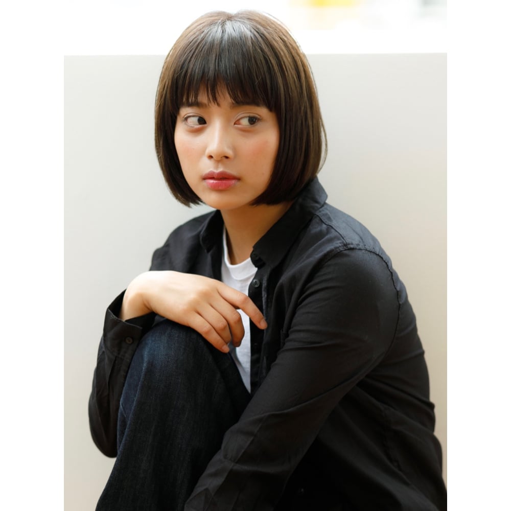 厚めバング ストレートボブ Clan クラン のヘアスタイル 美容院 美容室を予約するなら楽天ビューティ 厚めバング ストレートボブ Clan クラン のヘアスタイル 美容院 美容室を予約するなら楽天ビューティ