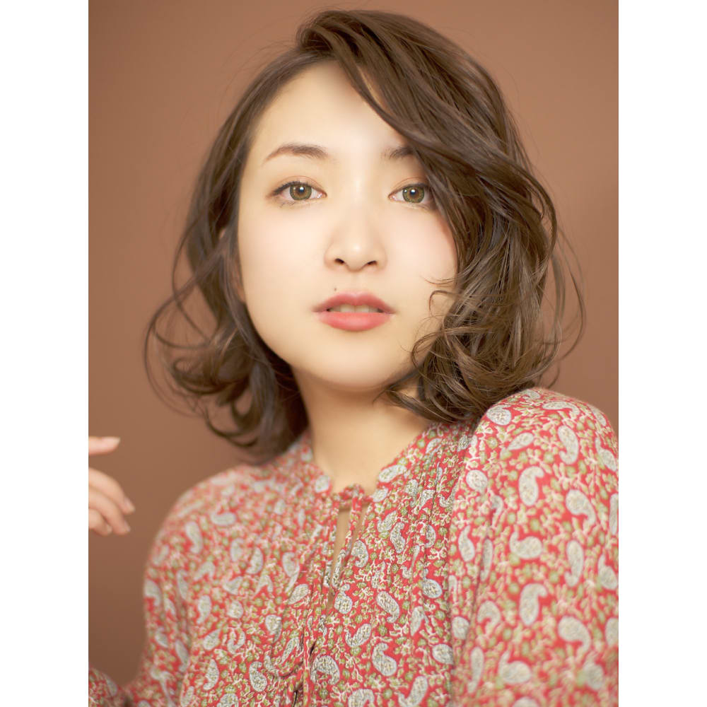 大人グラムな雰囲気にフレンチシックな装いが大人かわいいボブ Bekku Hair Salon ベックヘアサロン のヘアスタイル 美容院 美容室を予約するなら楽天ビューティ