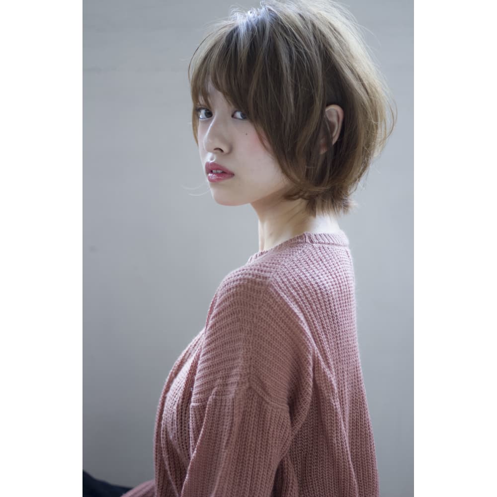 方耳掛け大人のひし形ショートボブ シースルーバング Maria By Afloat マリアバイアフロート のヘアスタイル 美容院 美容室を予約するなら楽天ビューティ
