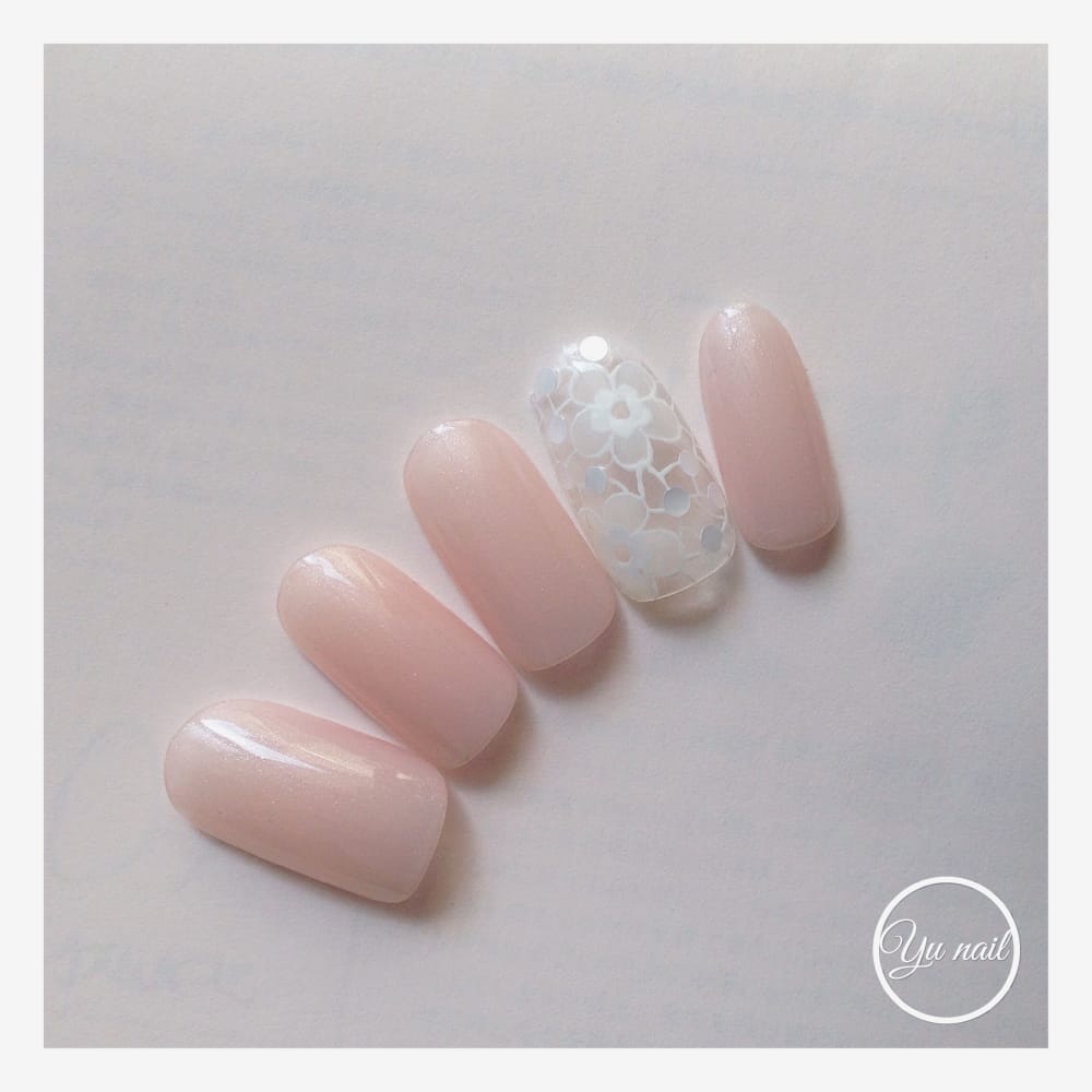 フラワーレースネイル Yu Nail ユーネイル のネイルデザイン ネイル まつげサロンを予約するなら楽天ビューティ
