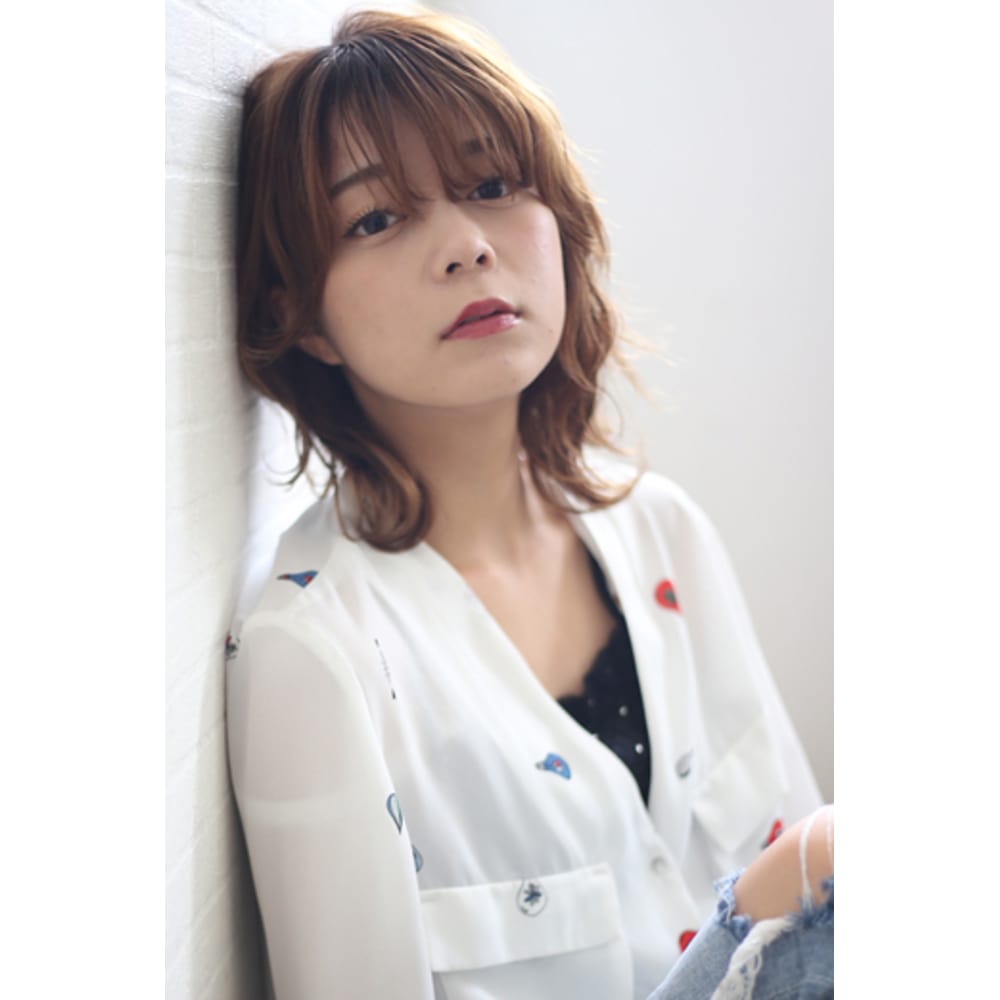 大人可愛い外ハネレイヤースタイル Can Pus キャンパス のヘアスタイル 美容院 美容室を予約するなら楽天ビューティ