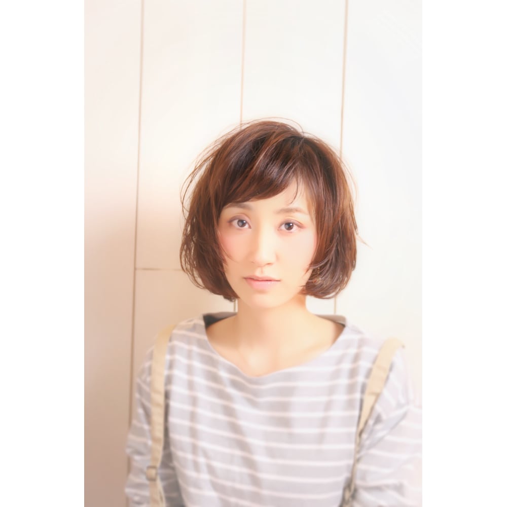 巻き物の相性 首周りスッキリボブ Framboise Crop フランボワーズクロップ のヘアスタイル 美容院 美容室を予約するなら楽天ビューティ