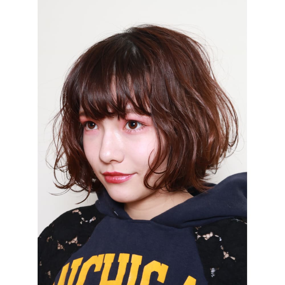 外国人風 ウェーブロブ Beautrium 福岡 ビュートリアム のヘアスタイル 美容院 美容室を予約するなら楽天ビューティ