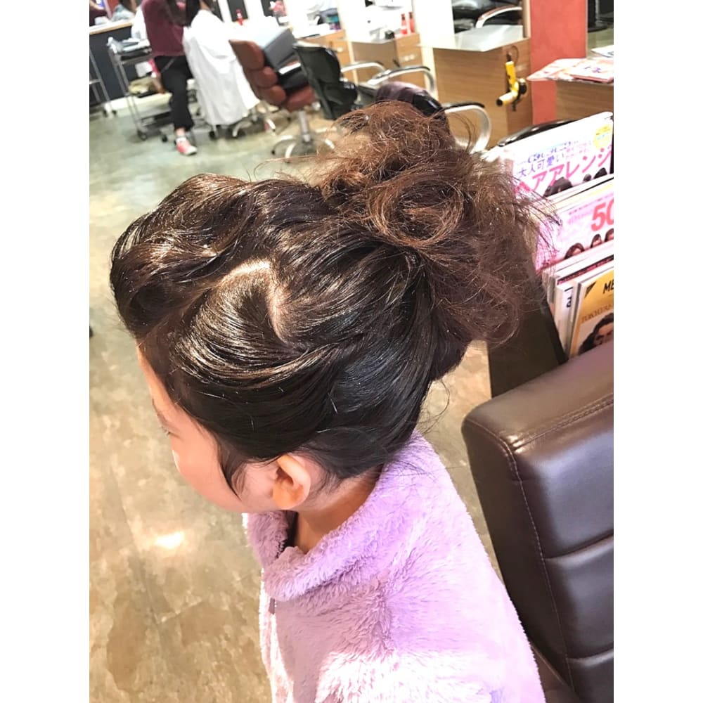蒲田abilityhair 七五三ふんわりキューティアップ Ability Hair アビリティヘアー のヘアスタイル 美容院 美容室を予約するなら楽天ビューティ