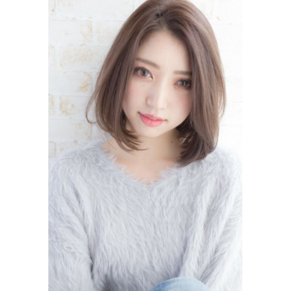 Laviere ラフな抜け感可愛い 小顔ミディボブ 西村 Laviere By R Evolut ラヴィエールバイレボルト のヘアスタイル 美容院 美容室を予約するなら楽天ビューティ
