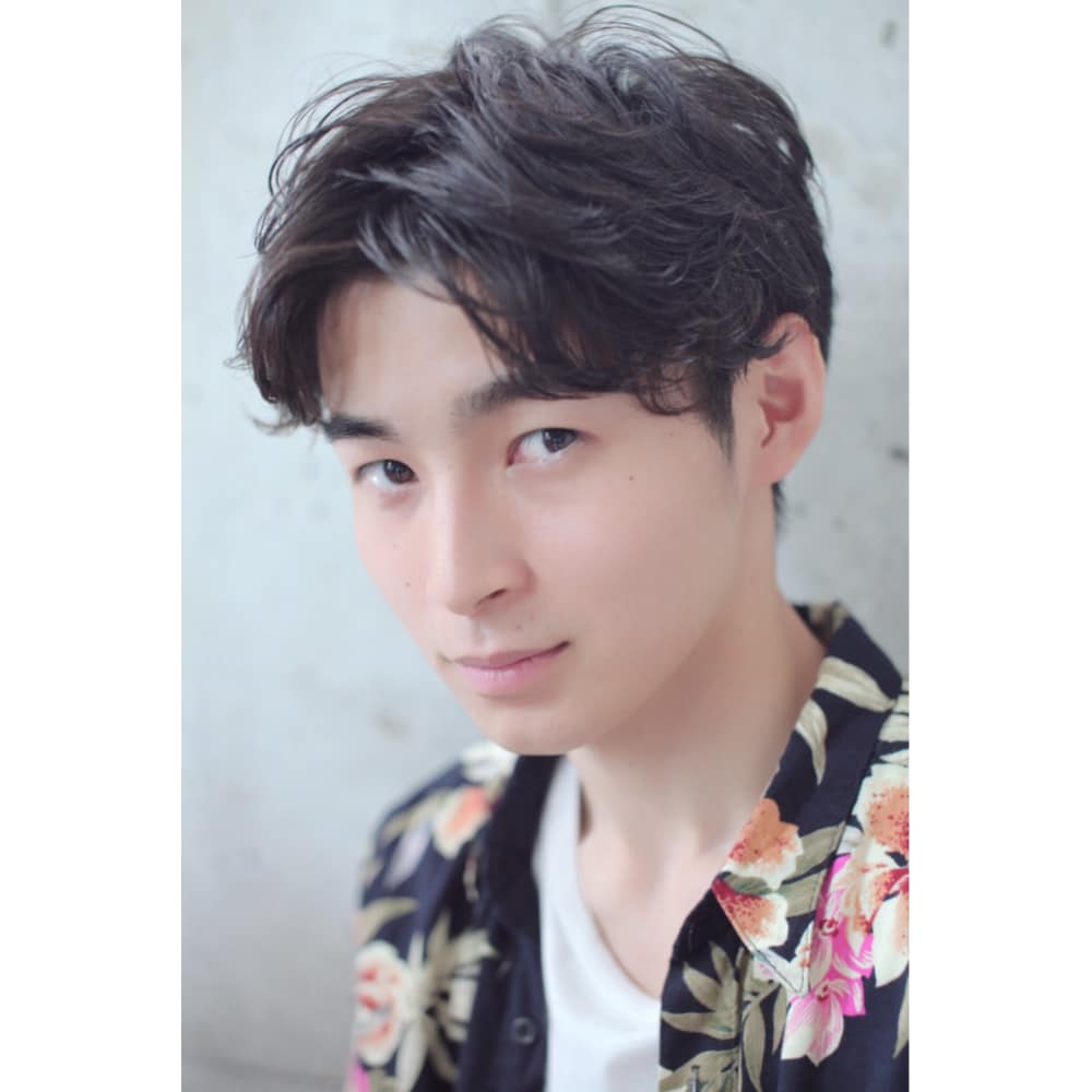 センターパート ニュアンスパーマ And 中目黒 アンドナカメグロ のヘアスタイル 美容院 美容室を予約するなら楽天ビューティ センターパート ニュアンスパーマ And 中目黒 アンドナカメグロ のヘアスタイル 美容院 美容室を予約するなら楽天ビューティ
