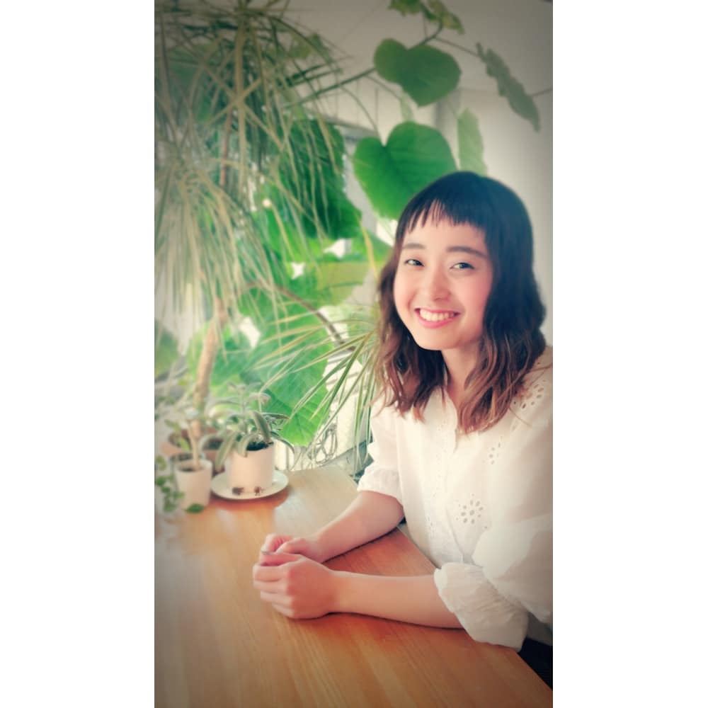 小川 莉奈 Amber Hair Create アンバーヘアークリエート のスタッフ 美容院 美容室を予約するなら楽天ビューティ