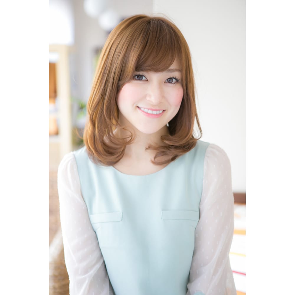 Orque ミディアムワンカール Orque 札幌大通 オルクサッポロオオドオリ のヘアスタイル 美容院 美容室を予約するなら楽天ビューティ