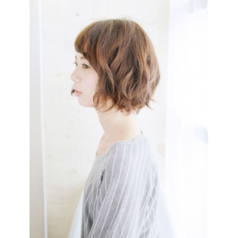 透け前髪が可愛い丸みバルーンボブ Hair Make Lea レア のヘアスタイル 美容院 美容室を予約するなら楽天ビューティ 透け前髪が可愛い丸みバルーンボブ Hair Make Lea レア のヘアスタイル 美容院 美容室を予約するなら楽天ビューティ
