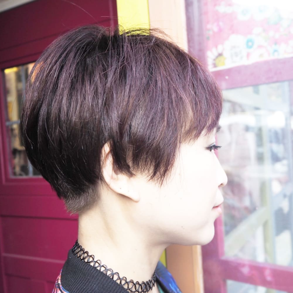 ゾーンカラーがかわいいショートヘア Portacarinasalon ポルタカリーナサロン のヘアスタイル 美容院 美容室を予約するなら楽天ビューティ