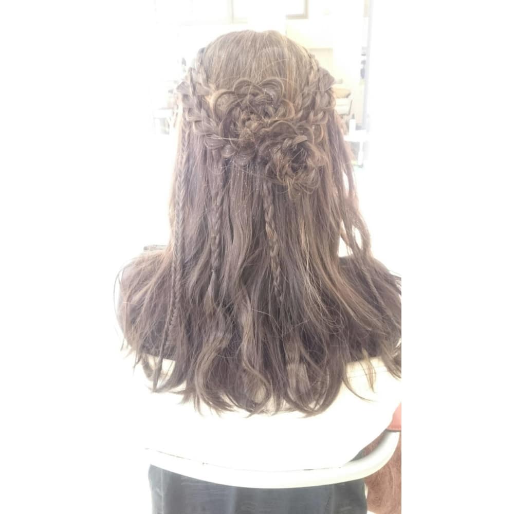 ヘアアレンジ セット Hair Verde ヘアー ヴェルデ のヘアスタイル 美容院 美容室を予約するなら楽天ビューティ ヘアアレンジ セット Hair Verde ヘアー ヴェルデ のヘアスタイル 美容院 美容室を予約するなら楽天ビューティ