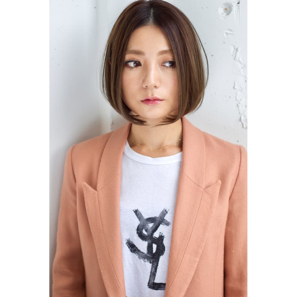 Lino センターパートボブ Lino リノ のヘアスタイル 美容院 美容室を予約するなら楽天ビューティ Lino センターパートボブ Lino リノ のヘアスタイル 美容院 美容室を予約するなら楽天ビューティ