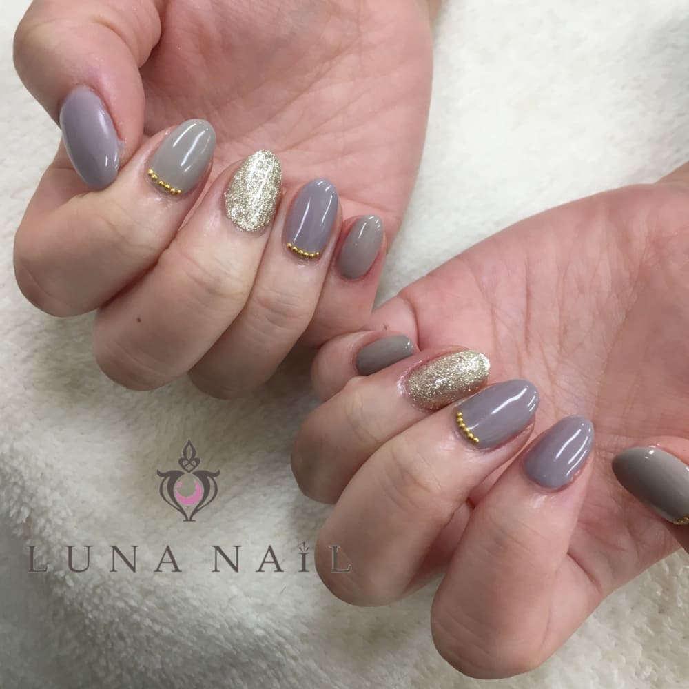 グレージュオフィスネイル Luna Nail ルナネイル のネイルデザイン ネイル まつげサロンを予約するなら楽天ビューティ