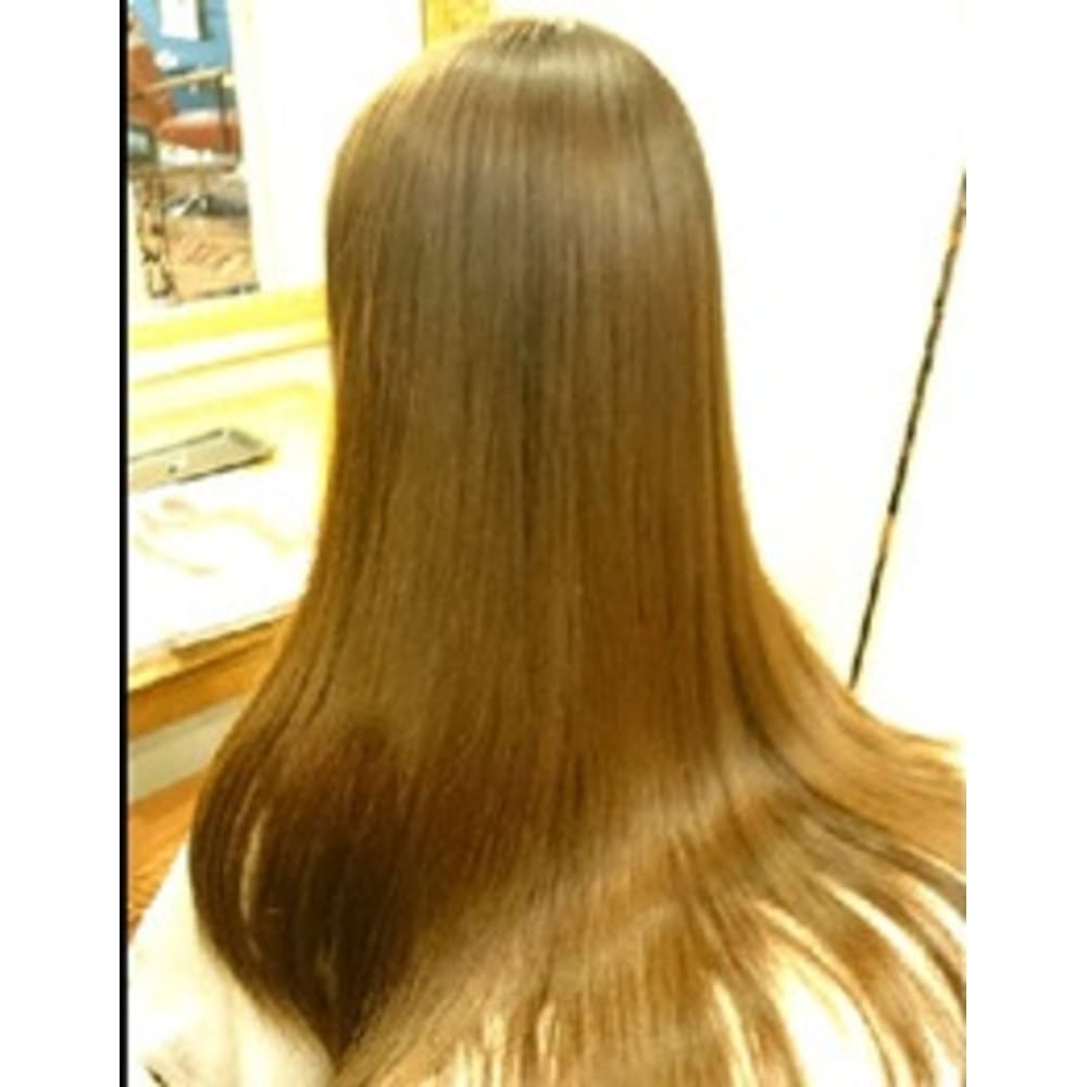 艶出しカラー 髪質改善縮毛矯正専門店 Atelier Mim アトリエミム のヘアスタイル 美容院 美容室を予約するなら楽天ビューティ