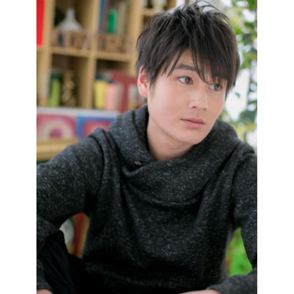 黒髪イケメンサイドパート Cover Hair Bliss 大宮西口店 カバーヘアブリス オオミヤニシグチテン のヘアスタイル 美容院 美容室を予約するなら楽天ビューティ