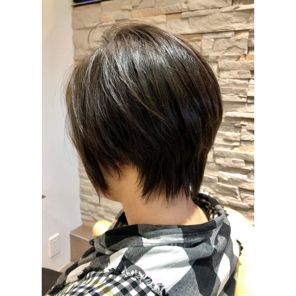 丸い骨格は耳後ろすっきりショートでスマートで大人可愛い Hair Make Opsis オプシス のヘアスタイル 美容院 美容室を予約するなら楽天ビューティ 丸い骨格は耳後ろすっきりショートでスマートで大人可愛い Hair Make Opsis オプシス のヘアスタイル 美容院 美容室を予約するなら楽天ビューティ
