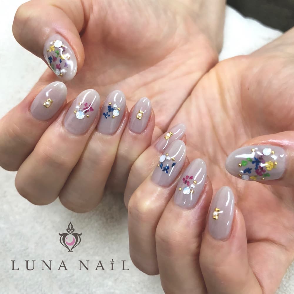 大人押し花ネイル Luna Nail ルナネイル のネイルデザイン ネイル まつげサロンを予約するなら楽天ビューティ 大人押し花ネイル Luna Nail ルナネイル のネイルデザイン ネイル まつげサロンを予約するなら楽天ビューティ