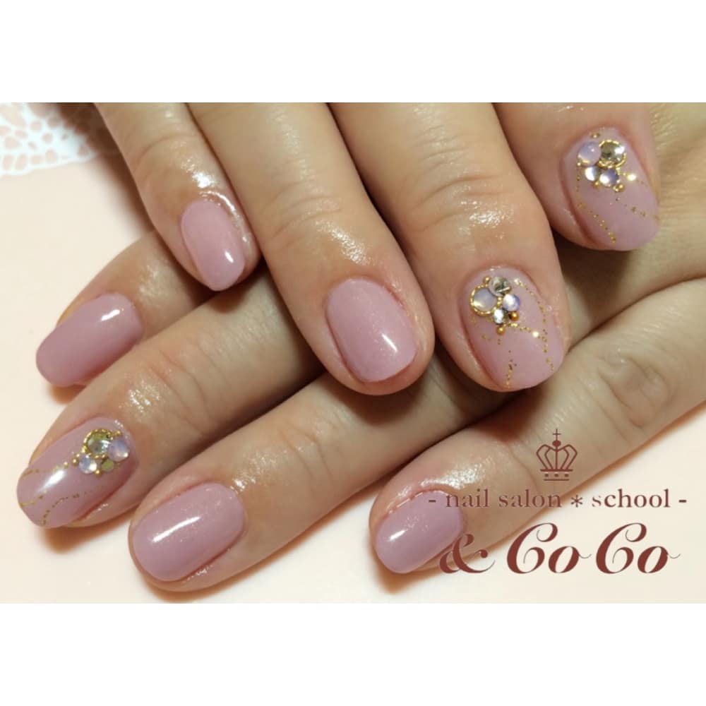 大人 くすみピンク Nailsalon School Coco ネイルサロンスクールアンドココ のネイルデザイン ネイル まつげサロンを予約するなら楽天ビューティ