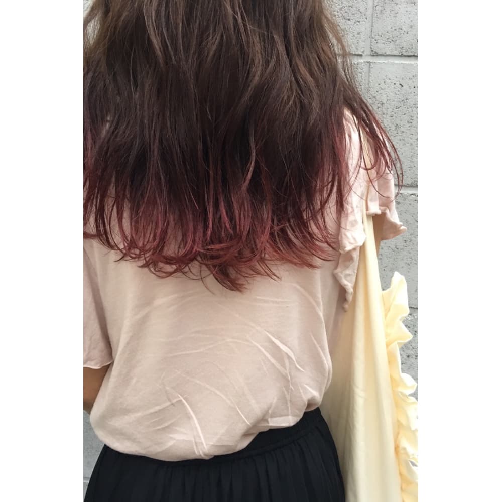 裾カラーピンクvr Cicata Shika シカタシーカ のヘアスタイル 美容院 美容室を予約するなら楽天ビューティ