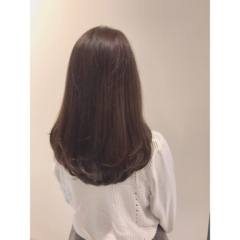ナチュラルアッシュグレーカラー World Beauty Vivalto西宮店 ワールドビューティーヴィヴァルトニシノミヤテン のヘアスタイル 美容院 美容室を予約するなら楽天ビューティ