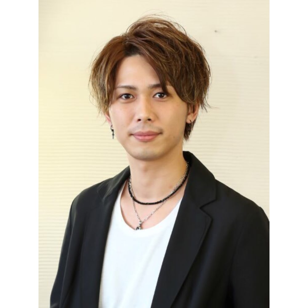 内田 俊平 English Rose パークプレイス大分店 イングリッシュローズパークプレイスオオイタテン のスタッフ 美容院 美容室を予約するなら楽天ビューティ
