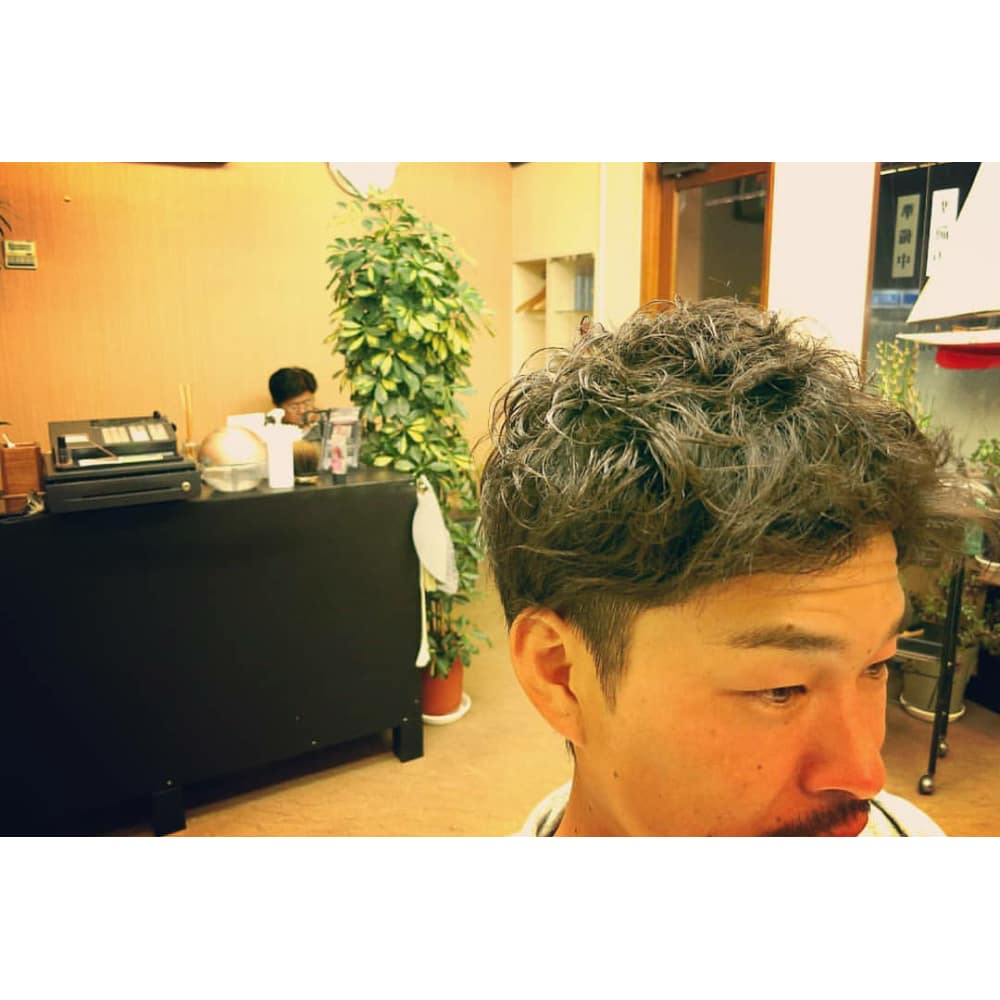 メンズパーマ Personal Hair Nagano パーソナルヘアーナガノ のヘアスタイル 美容院 美容室を予約するなら楽天ビューティ