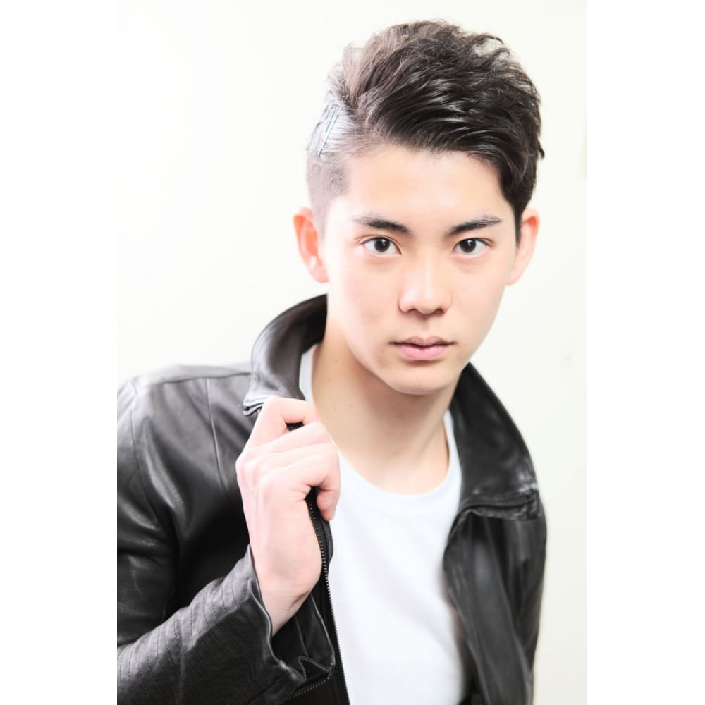 束感ショート 王道ツーブロックアレンジ Felicita Hair Design 緑地公園店 フェリシータ のヘアスタイル 美容院 美容室を予約するなら楽天ビューティ