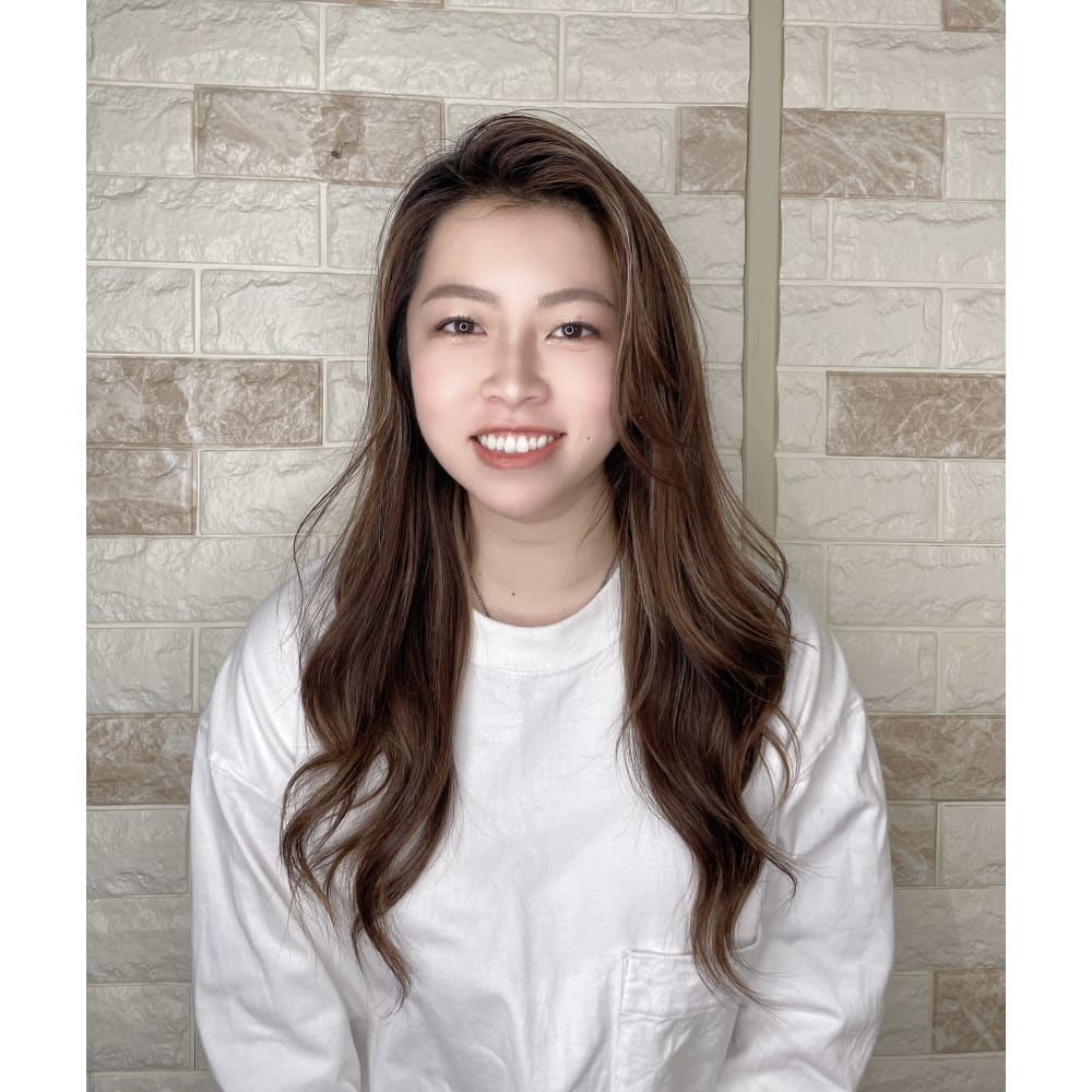 Lina Hirayama Lucis ルーキス ルーキス のスタッフ 美容院 美容室を予約するなら楽天ビューティ