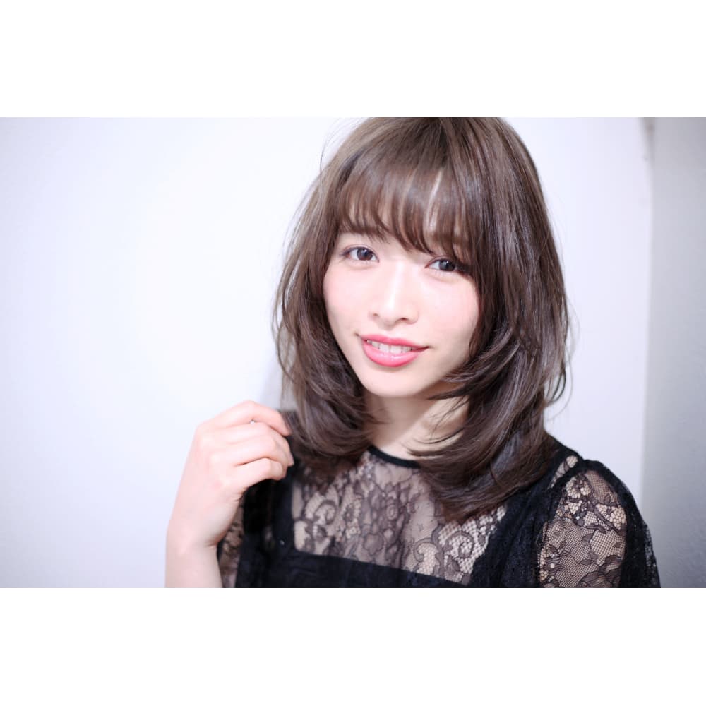 大人ワンカールひし形シルエット小顔セミディ Maria By Afloat マリアバイアフロート のヘアスタイル 美容院 美容室を予約するなら楽天ビューティ