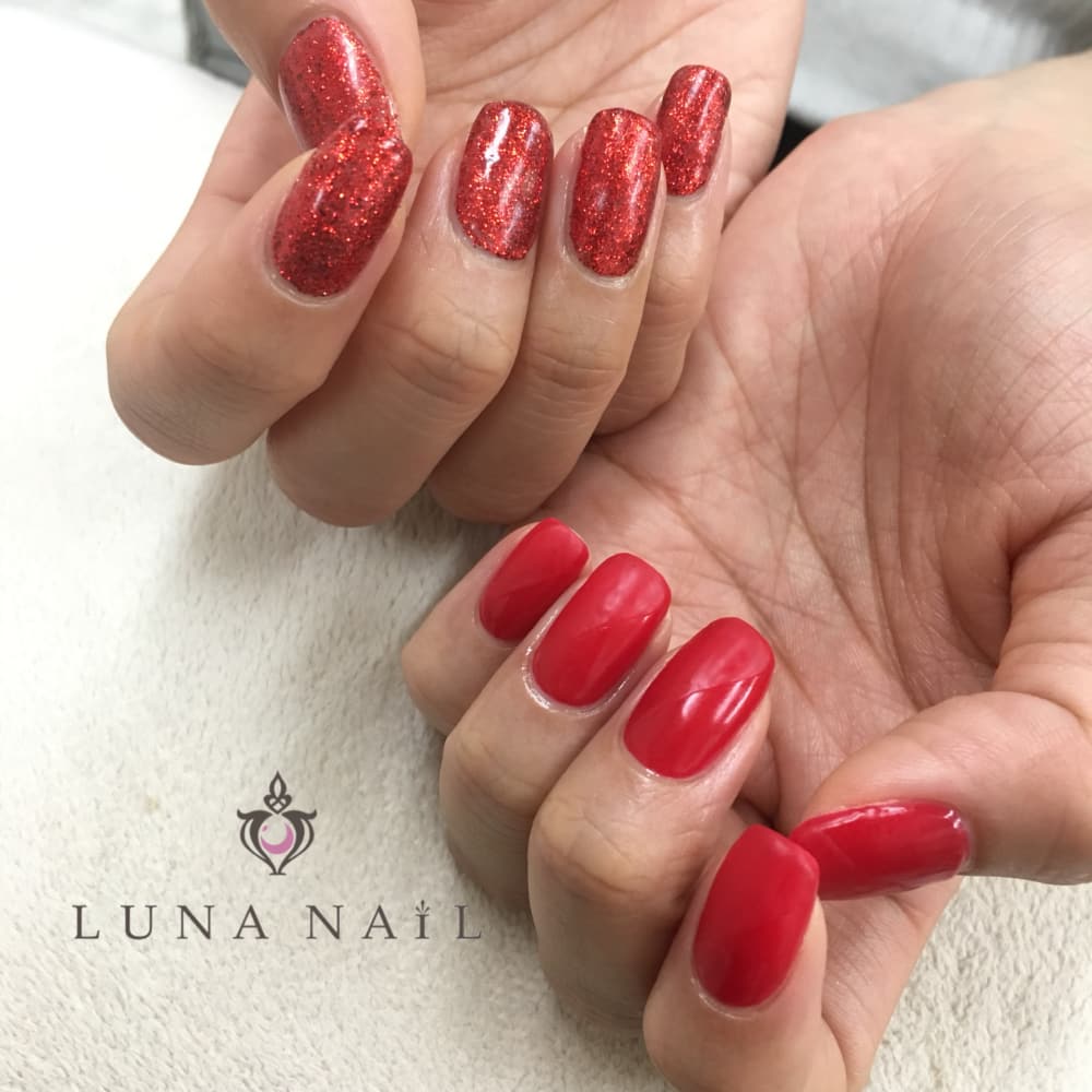 赤ネイル Luna Nail ルナネイル のネイルデザイン ネイル まつげサロンを予約するなら楽天ビューティ