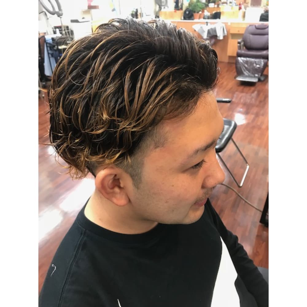 2ブロックリバースパーマ Hair Esthesalon Aono アオノ のヘアスタイル 美容院 美容室を予約するなら楽天ビューティ