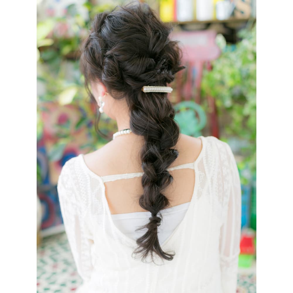 小顔フェミニン 外国人風ヘアアレンジ Cover Hair Bliss 川口東口 小顔フェミニン 外国人風ヘアアレンジ Cover Hair Bliss 川口東口